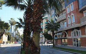 Batumi Apartment In Front Of Sheraton