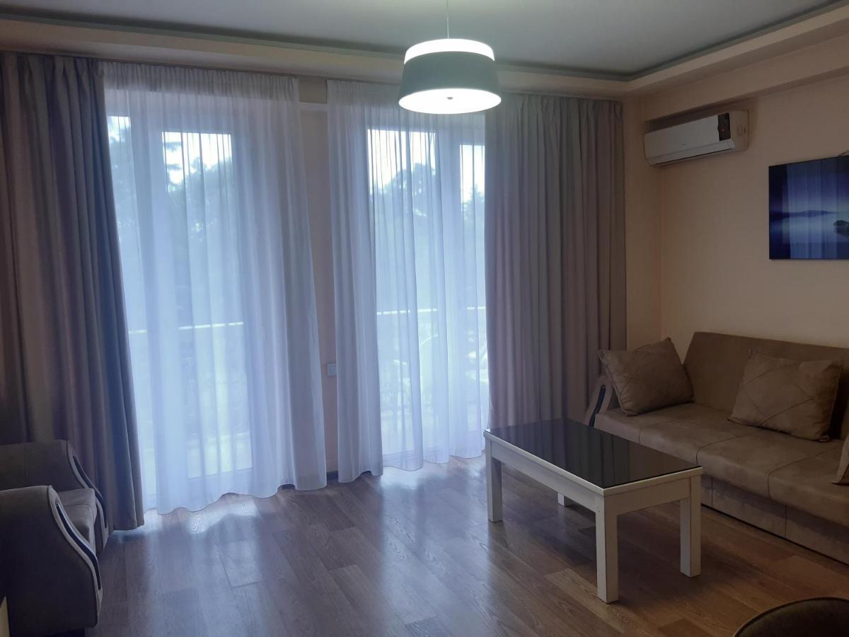 Batumi Apartment In Front Of Sheraton Экстерьер фото
