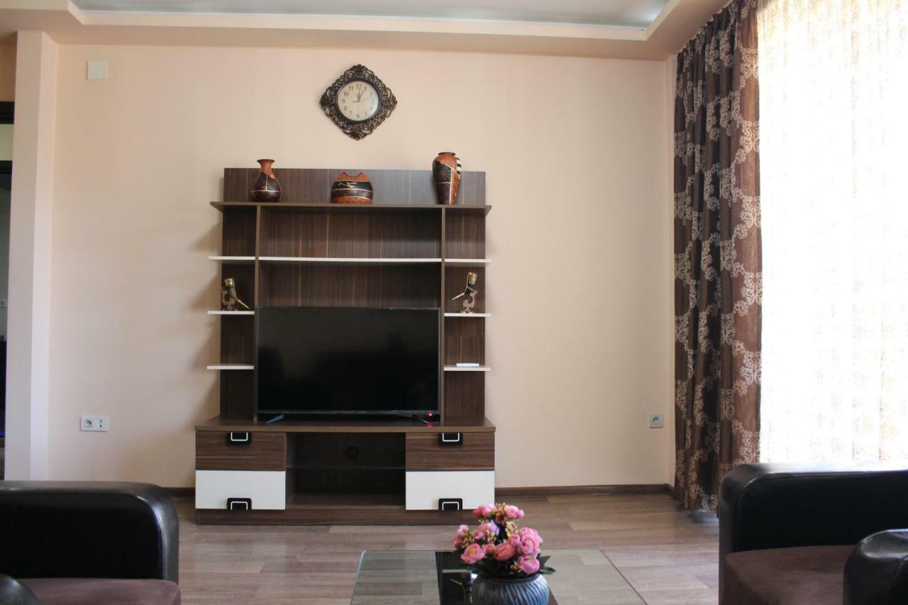 Batumi Apartment In Front Of Sheraton Экстерьер фото