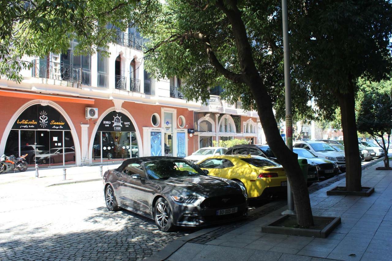 Batumi Apartment In Front Of Sheraton Экстерьер фото