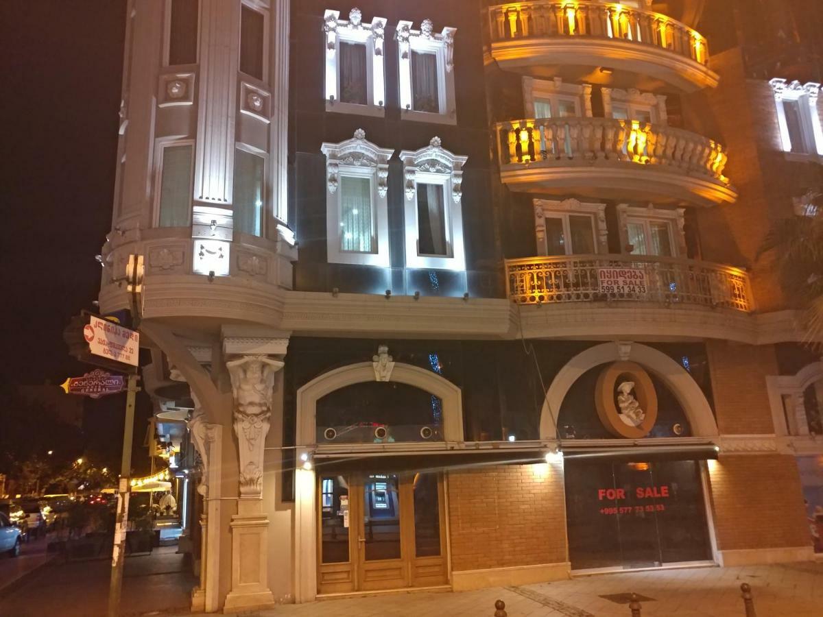 Batumi Apartment In Front Of Sheraton Экстерьер фото